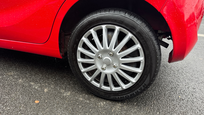 Vauxhall Viva 1.0 SE 5dr [A/C] Petrol Hatchback